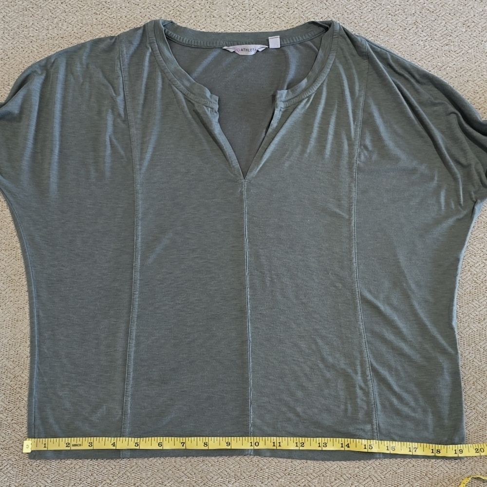 Athleta Sage Green Dolman 3/4 Sleeve Top - Size XS - Picture 7 of 11